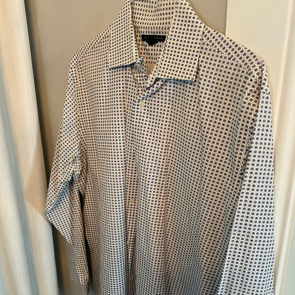 Banana Republic Blue and White Geometric Shirt